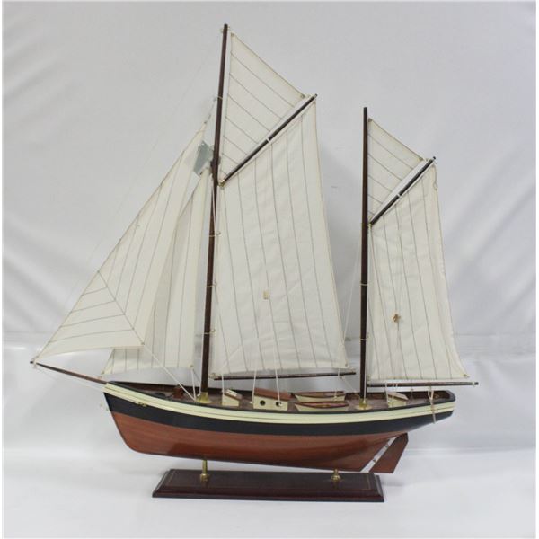 VINTAGE SAMACO 2 MASTED GAFF-RIGGED SCHOONER