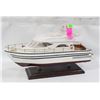 Image 1 : MODERN LUXURY MOTOR YAHT MODEL SHIP SLEEK WHITE