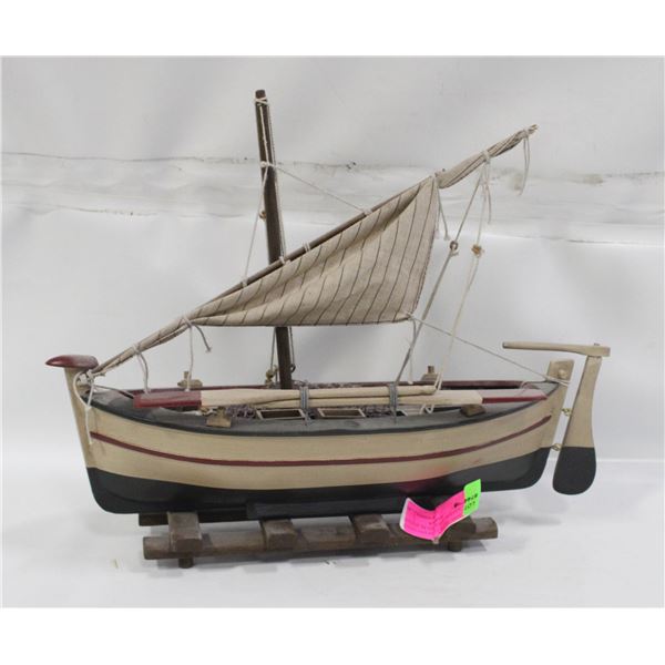 VINTAGE TRADITIONAL WOODEN FISHING SAILBOAT MODEL