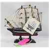 Image 1 : VINTAGE CUTTY SARK 1869 CLIPPER SHIP MODEL