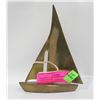 Image 1 : VINTAGE 5" SOLID BRASS SAIL BOAT PAPER WEIGHT