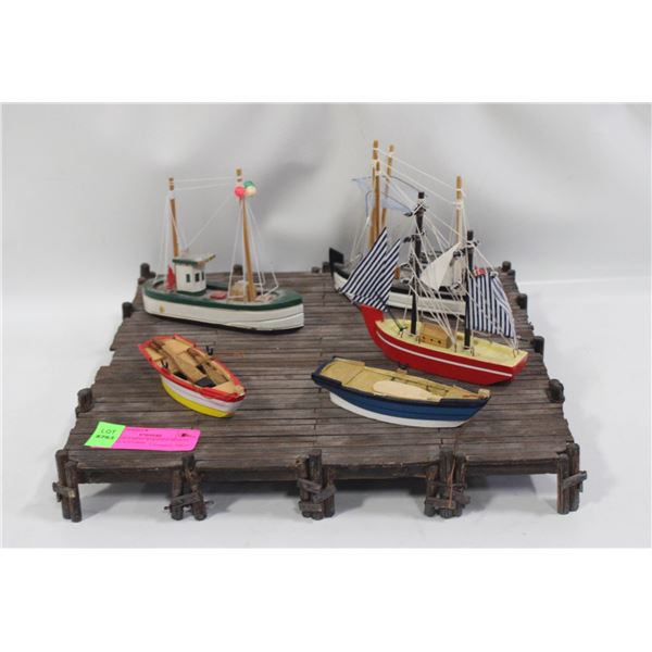 VINTAGE 5 MINI WOODEN BOATS WITH PLATFORM