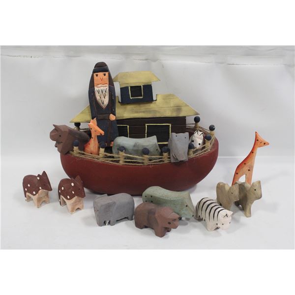 VINTAGE HANDMADE WOODEN NOAHS ARK TOY W/