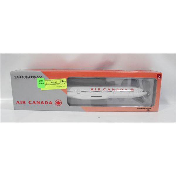 AIR CANADA MODEL AIRPLANE W BOX