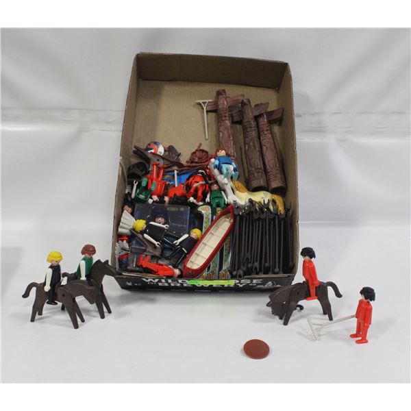 FLAT OF VINTAGE PLAYMOBIL FOGURES +