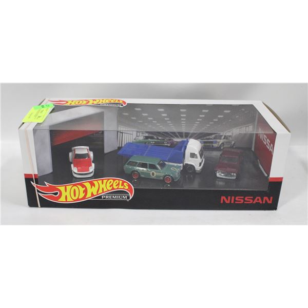 HOTWHEELS PREMIUM NISSAN