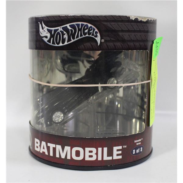 2004 HOTWHEELS BATMAN 3 OF 3 BATMOBILE