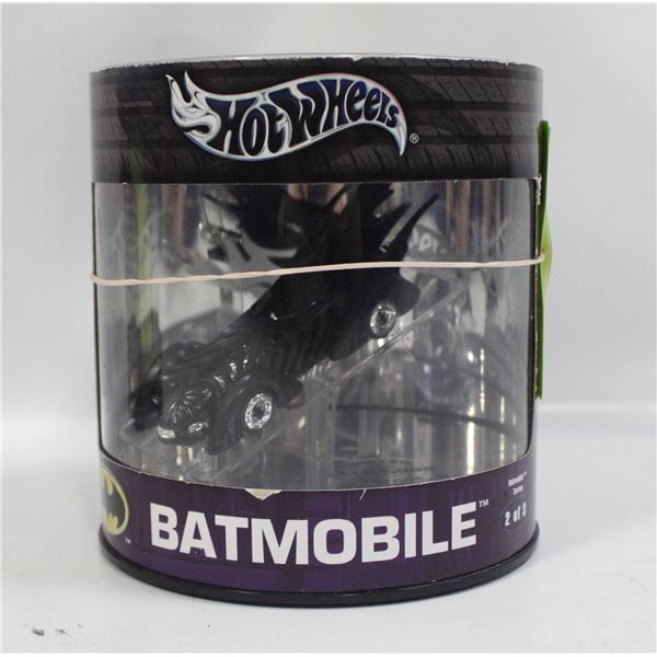 2004 HOTWHEELS BATMAN 2 OF 3 BATMOBILE