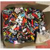 Image 1 : LARGE BOX LOT OF HOTWHEELS DIECAST CARS