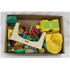 Image 1 : FLAT OF VINTAGE FISHER PRICE
