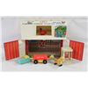 Image 1 : VINTAGE FISHER PRICE FAMILY FARM