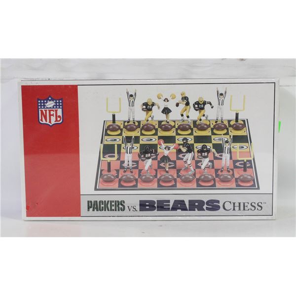 SEALED PACKERS VS BEARS CHESS SET