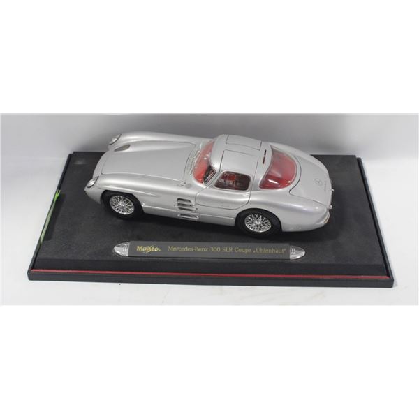 MAISTO MERCEDES-BENZ 300 SLR COUPE "UHLENHAUT"