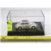 Image 1 : OXFORD DIECAST 1:76 SCALE MODEL HERBIE VW BEETLE