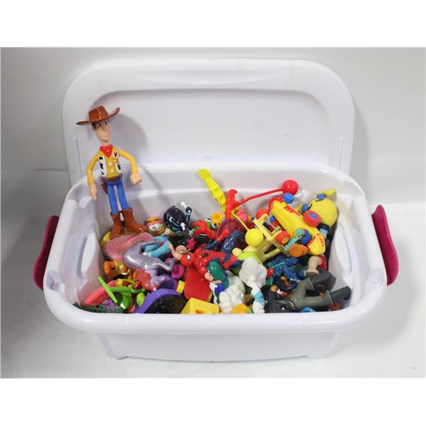 SMALL TOTE OF POP CULTURE FIGURES