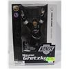 Image 1 : NHL LEGENDS LIMITED EDITION 12 INCH WAYNE GRETZKY