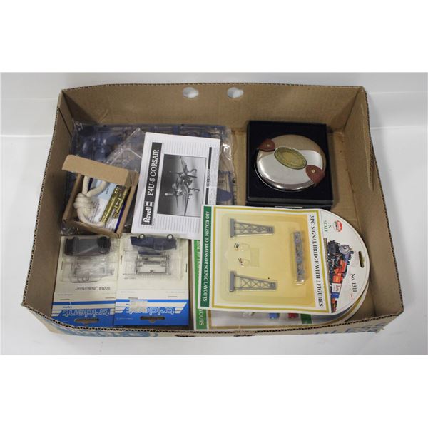 FLAT OF NEW VINTAGE BUILDING KITS +
