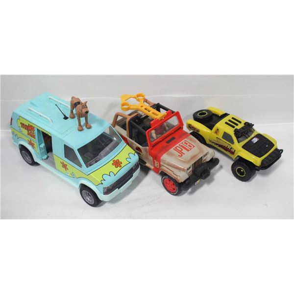 THE MYSTERY MACHINE SCOOBY DOO TOY