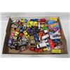 Image 1 : FLAT OF ASSORTED VINTAGE DIECASTS