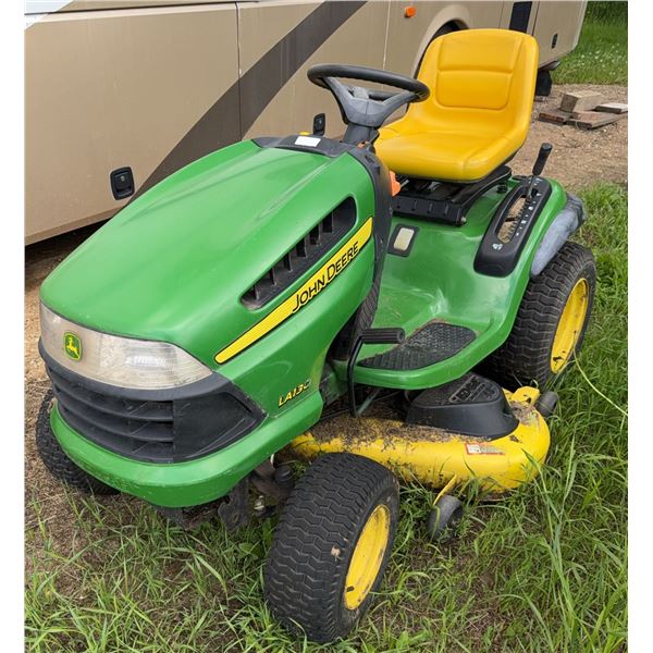 John Deere LA130 Riding Lawn Tractor with 48-Inch Deck