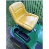 Image 5 : John Deere LA130 Riding Lawn Tractor with 48-Inch Deck