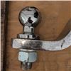 Image 4 : Motomaster & Tow-Pro Trailer Hitch & Ball Mounts