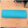Image 5 : Gaiam Yoga Mat, Fitness DVDs, and Saje Aroma Breeze Diffuser Bundle