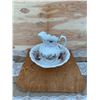 Image 2 : Porcelain Floral Pitcher and Wash Basin Set with Gold Trim 13” tall