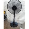 Image 3 : Westinghouse Pedestal Fan and SereneLife Portable Air Conditioner
