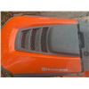Image 4 : Husqvarna YTH1942 42-Inch Riding Lawn Tractor