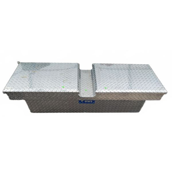 UWS Aluminum Crossover Truck Tool Box with Diamond Plate Finish