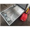 Image 5 : UWS Aluminum Crossover Truck Tool Box with Diamond Plate Finish