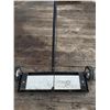 Image 2 : Push-Style Magnetic Nail and Metal Sweeper