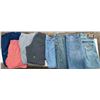 Image 2 : Men's Jeans, Sweatpants, Shorts and Travel Bag