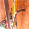 Image 10 : Outdoor Defence Bundle - Insect Repellent, Sledge Hammer, Deck Stain & Tools