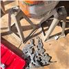 Image 6 : Outdoor Defence Bundle - Insect Repellent, Sledge Hammer, Deck Stain & Tools