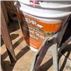 Image 7 : Outdoor Defence Bundle - Insect Repellent, Sledge Hammer, Deck Stain & Tools