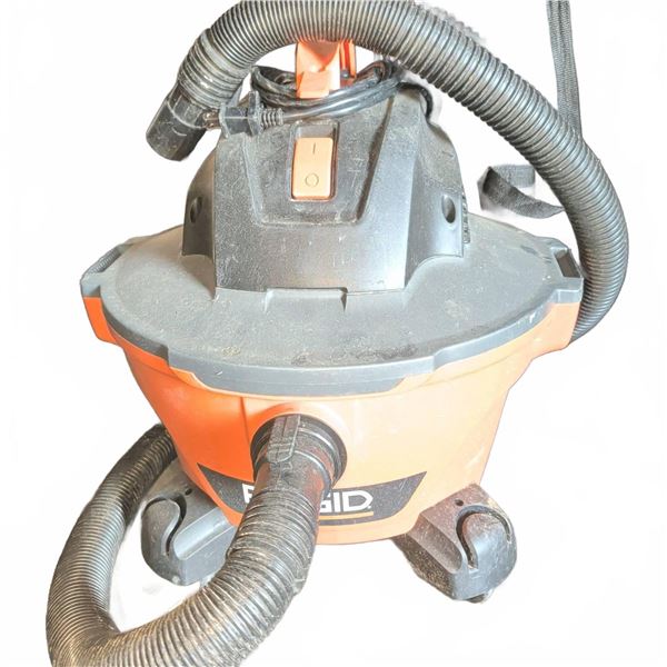RIDGID Wet/Dry Shop Vacuum, Like New Condition