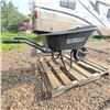 Image 2 : Home & Garden Wheelbarrow with Single Pneumatic Tire