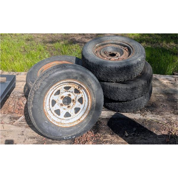 4 P215/70R15 Tires with Steel Rims
