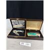 Image 1 : 2 Collectible Folding Knives in Box
