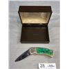 Image 6 : 2 Collectible Folding Knives in Box