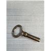 Image 6 : 3 Antique Clock Keys