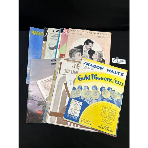 Approx 17 Pieces of Vintage Sheet Music
