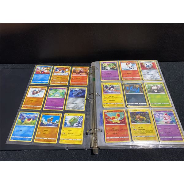 Pokemon TCG Scarlet & Violet Paldea Evolved Card Set in Binder