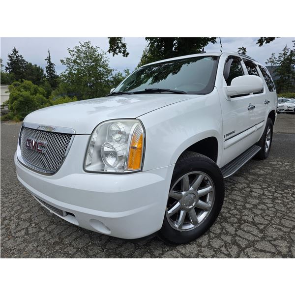 DUNCAN - 2007 GMC YUKON WHITE 257405 KMS - 261648