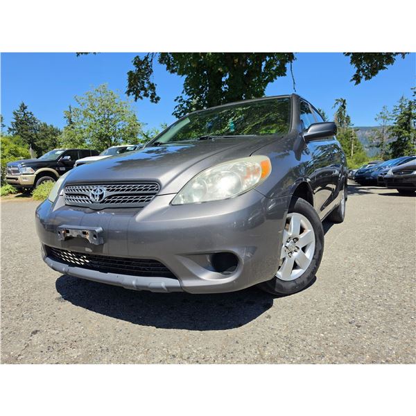 DUNCAN - 2005 TOYOTA COROLLA MATRIX GREY 299999 KMS - 842633