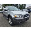 Image 5 : DUNCAN - 2006 FORD ESCAPE SILVER  303277 KMS - A10356
