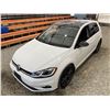 Image 4 : PARKSVILLE - 2018 VOLKSWAGEN GOLF  WHITE 81188 KMS - 268416