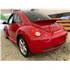 Image 20 : PARKSVILLE - 2010 VOLKSWAGEN BEETLE RED 161545 MILES - 013746